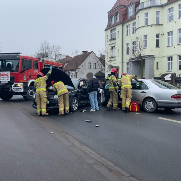 IMG_0815-1-600x600 Pilne