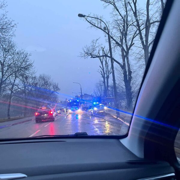 IMG_0843-600x600 Pilne