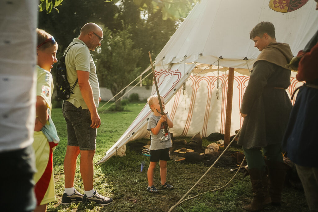 1753623677350-1024x684 Powrót do średniowiecza - Festyn Cysterski