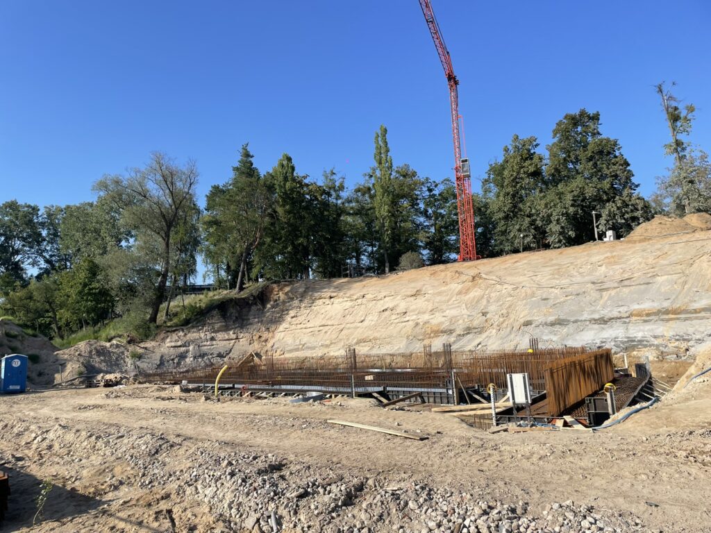 IMG_0875-1-1024x768 Alicja Trytt z wizytą na Plaży Miejskiej – powstaje taras widokowy i nowy budynek z bazą WOPR