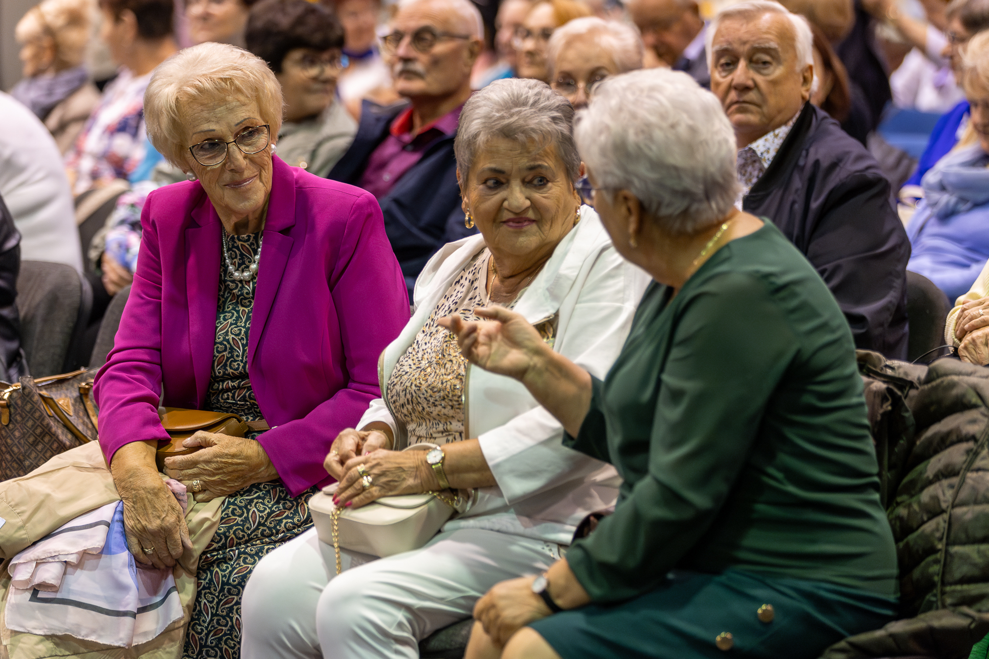 558677552_1284644907009574_8648033418038849408_n Niezapomniana „Potańcówka z Seniorem” – uśmiechy, rytm i wspólne świętowanie