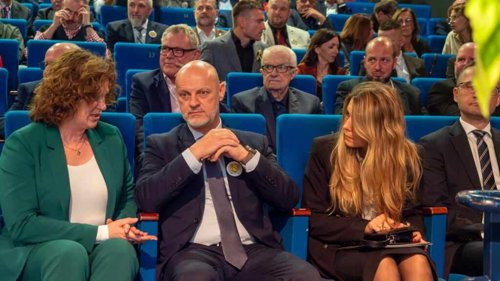 558936123_1467136988533540_5151261171735648944_n-1024x577 Wągrowiec świętował 100-lecie MKS Nielba! Uroczysta gala w MDK z udziałem sportowych legend i samorządowców