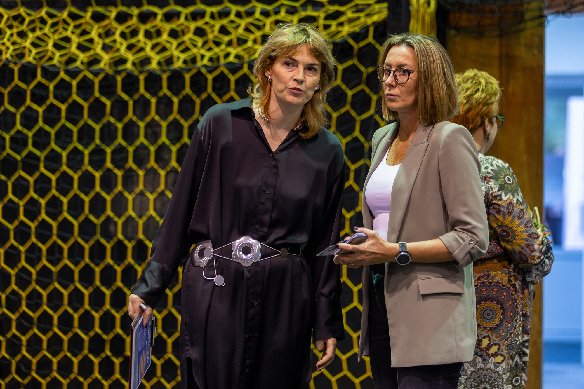 561082105_1284645247009540_1034072718018557092_n Niezapomniana „Potańcówka z Seniorem” – uśmiechy, rytm i wspólne świętowanie