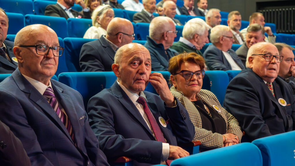 570548920_1467136775200228_702938736419176132_n-1024x577 Wągrowiec świętował 100-lecie MKS Nielba! Uroczysta gala w MDK z udziałem sportowych legend i samorządowców