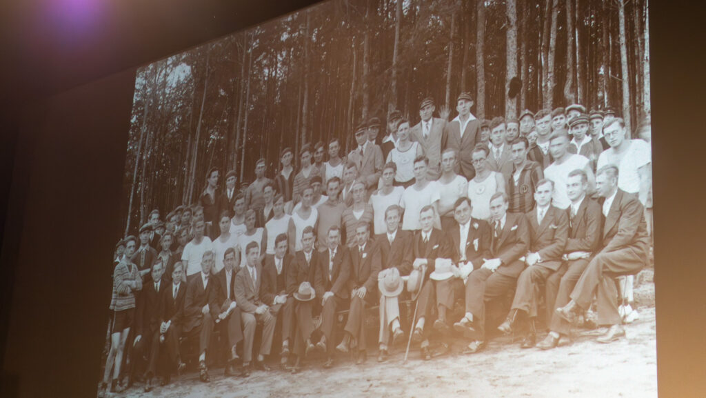 572006327_1467137375200168_5493060048707269918_n-1024x577 Wągrowiec świętował 100-lecie MKS Nielba! Uroczysta gala w MDK z udziałem sportowych legend i samorządowców