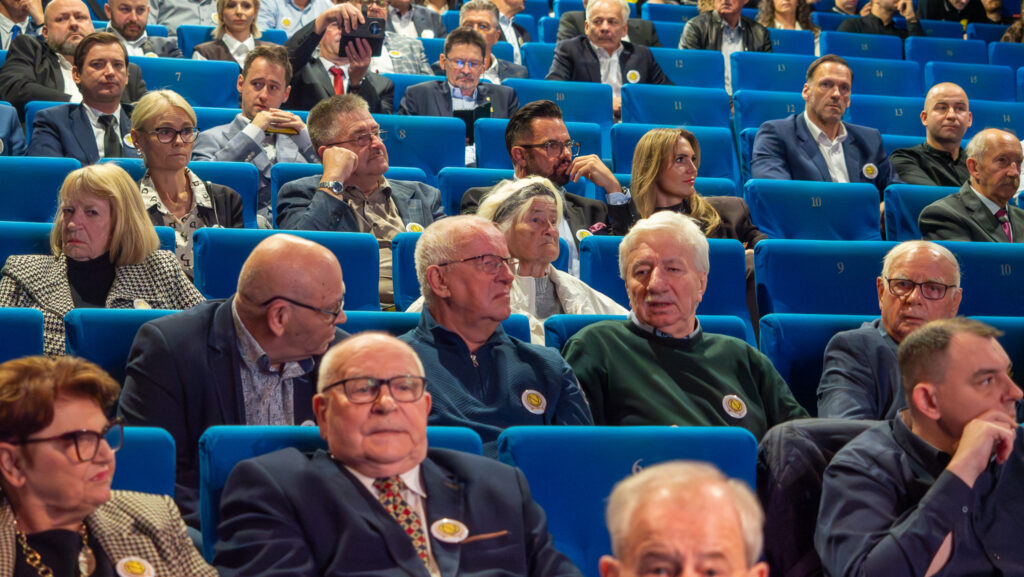 572035267_1467136891866883_7102056689123391802_n-1024x577 Wągrowiec świętował 100-lecie MKS Nielba! Uroczysta gala w MDK z udziałem sportowych legend i samorządowców