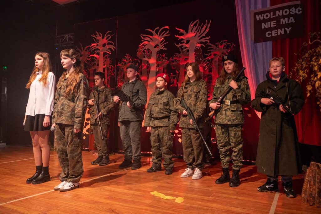 581328736_1482596260051999_1090530797353967250_n-1024x681 Święto Niepodległości - Tak obchodzili je mieszkańcy gminy Damasławek [ZDJĘCIA]