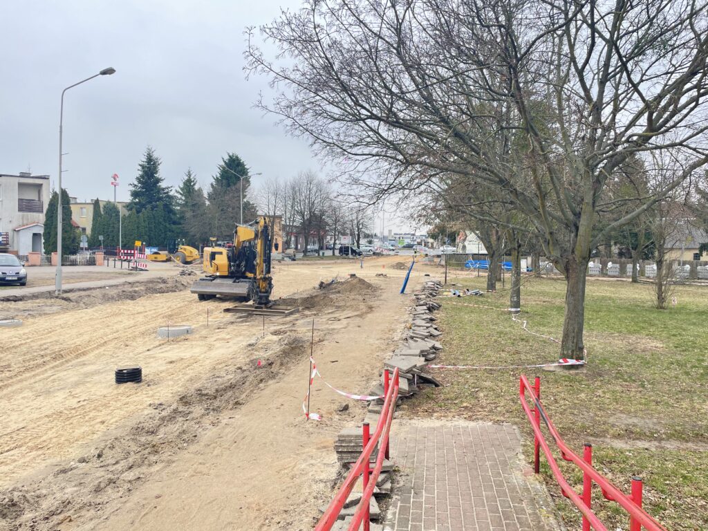 IMG_4528-1024x768 Co się dzieje na ul. Reja? - Prace nabrały tempa... [ZDJĘCIA]