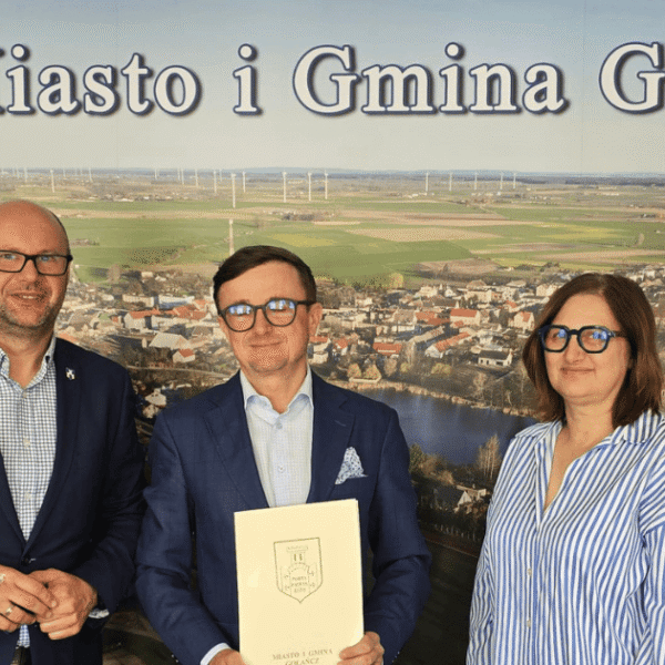 Projekt-bez-nazwy-600x600 Aktualności